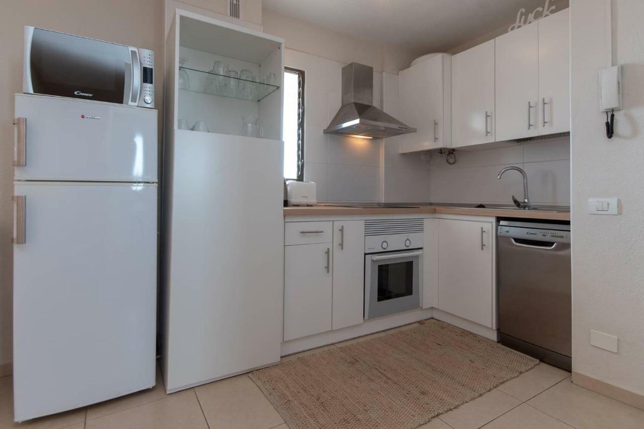Great 2 Beds Apartment Los Cristianos Los Cristianos  Exterior photo